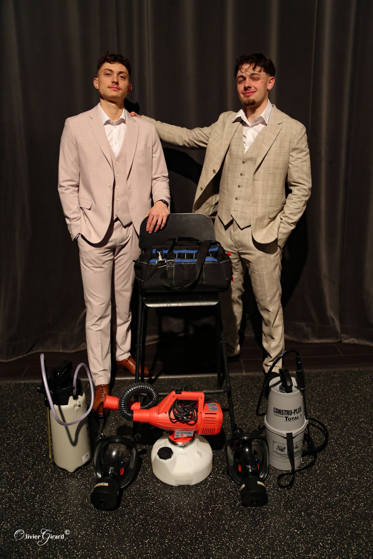 Présentation de l'équipement anti nuisibles Marvin et Robin avec matériel